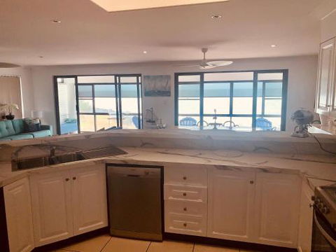 Breakaway At Bargara - Rental Cars 6