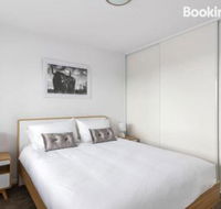 Brand new family friendly 3 bed villa walk shops - Rental Cars