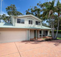 8a Foreshore Drive Ducted Air  Boat Parking - Rental Cars