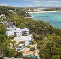 2 Villa Nette Noosa Heads - Rental Cars