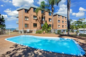 Triview Unit 10 1 Mitchell Street - Rental Cars 1