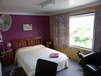 Tanoshii Spa & The Edge Spa Stay - Rental Cars 6