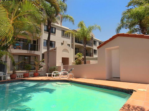 Beachport 14 Newly Renovated 2 Bedroom Apt On Parkyn Parade With Aircon - Rental Cars 6