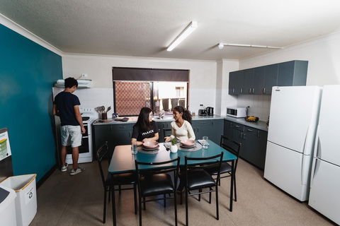 Guild House - Rental Cars 5