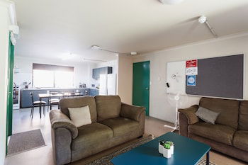 Guild House - Rental Cars 6