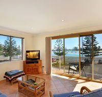 Parklea 5 - Rental Cars