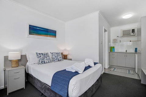 Bayscape Studio Glenelg - Rental Cars 0