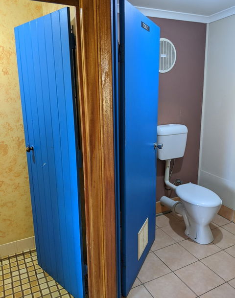 Woolshed Eco Lodge - Rental Cars 6