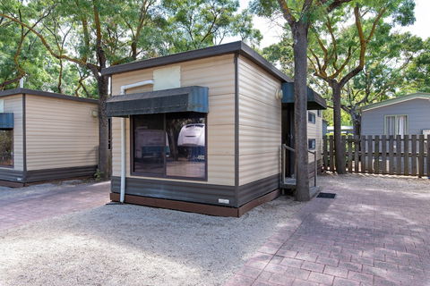 Adelaide Caravan Park - Rental Cars 2