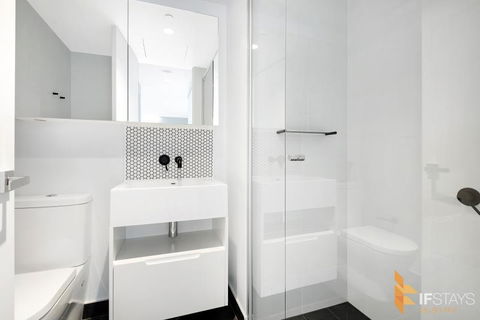IFSuites (IFSTAYS) Light House Apartment - Rental Cars 2