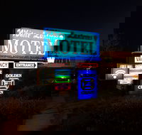 White Lanterns Motel - Rental Cars