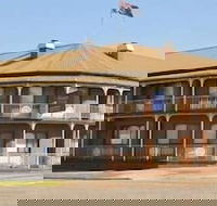 Albury Townhouse Motel - Rental Cars