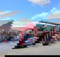 Hume Inn Motel - Rental Cars