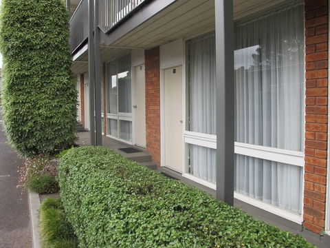 Coal Valley Motor Inn, Morwell - Rental Cars 0