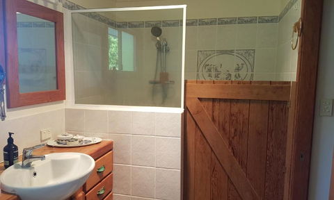 Artisan Spa Views - Rental Cars 6