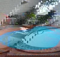 Northpoint Holiday Apartments - Rental Cars