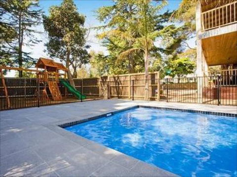 Phillip Island Accommodation - Rental Cars 4