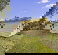 Giants Table and Cottages - Rental Cars