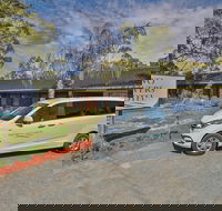 Two Rivers Motel - Rental Cars