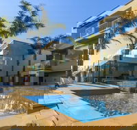 The Bluff Resort Apartments - Rental Cars