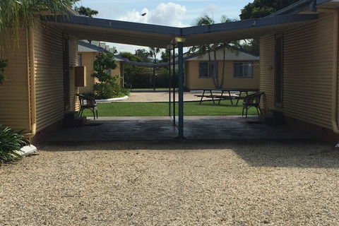 Park Beach Cabins - Rental Cars 4