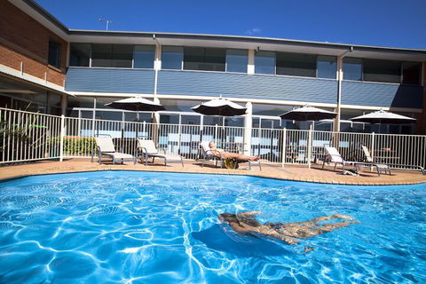 Coffs Harbour YHA Hostel / Backpackers - Rental Cars 4