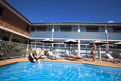 Coffs Harbour YHA Hostel / Backpackers - Rental Cars 5
