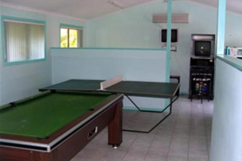 Tropic Oasis Holiday Villas - Rental Cars 2