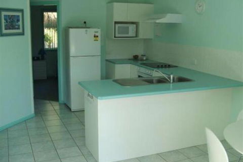 Tropic Oasis Holiday Villas - Rental Cars 5