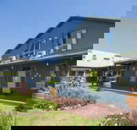 Dunsborough Beachouse YHA Hostel - Rental Cars