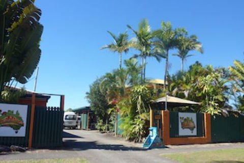 JJs Backpackers Hostel - Rental Cars 0
