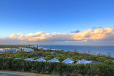 Rainbow Sea Resort - Rental Cars 0