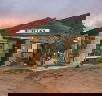 Ningana Motel - Rental Cars