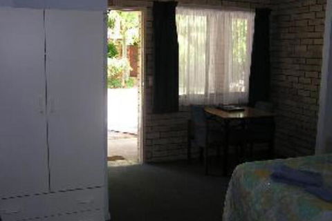 Sapphire Motel Coffs Harbour - Rental Cars 0