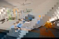 Korora Bay Beach House - Rental Cars 1