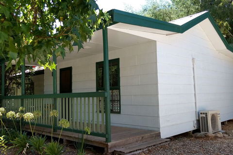 Fernleigh Farmstay & Bike Park - Rental Cars 6