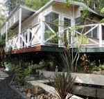 Eumundi Yacht Club B  B - Rental Cars