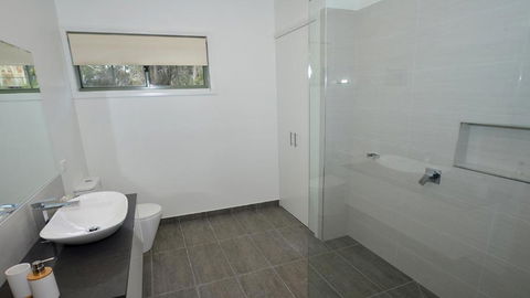 Country Lane Cottage - Rental Cars 2