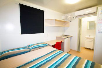Meekatharra Accommodation Centre - Rental Cars 1