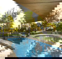 Winbi River Resort Holiday Rentals - Rental Cars