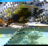 Salamander Beach Accommodation Adults Only - Rental Cars