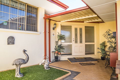 Armadale Cottage Bed & Breakfast - Rental Cars 0