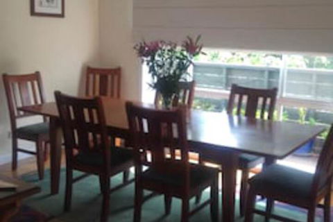Austin Rise Bed And Breakfast - Rental Cars 7