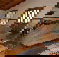 Beachport Retreat Holiday House - Rental Cars