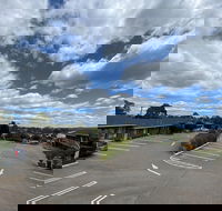 Lilydale Motor Inn - Rental Cars