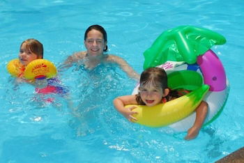 Anchor Belle Holiday Park - Rental Cars 1