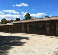 Tartan Motel - Rental Cars