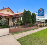 Comfort Inn Sovereign Gundagai - Rental Cars