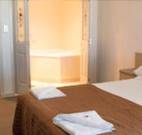 The Edge Hotel - Rental Cars