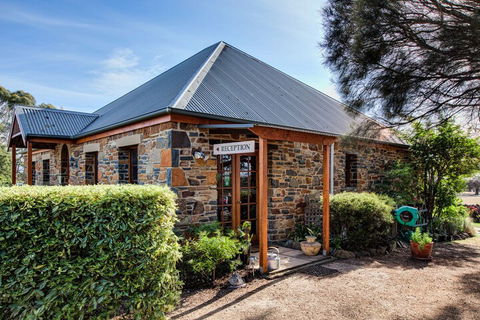 Wagners Cottages - Rental Cars 2